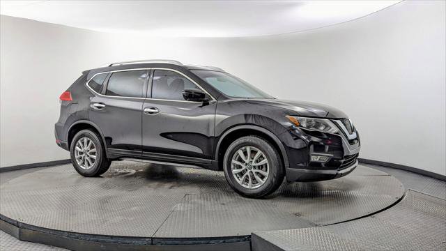 Used 2017 Nissan Rogue SV w/ SV Premium Package image 11