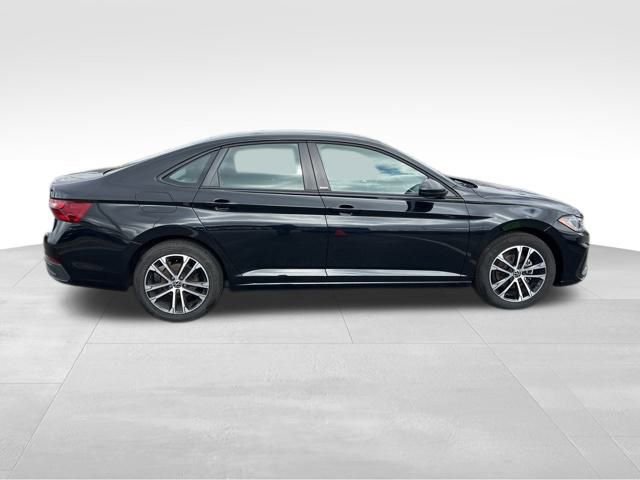 Used 2025 Volkswagen Jetta Sport image 8