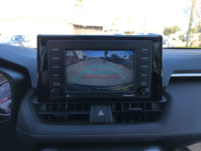 Used 2021 Toyota RAV4 LE image 25