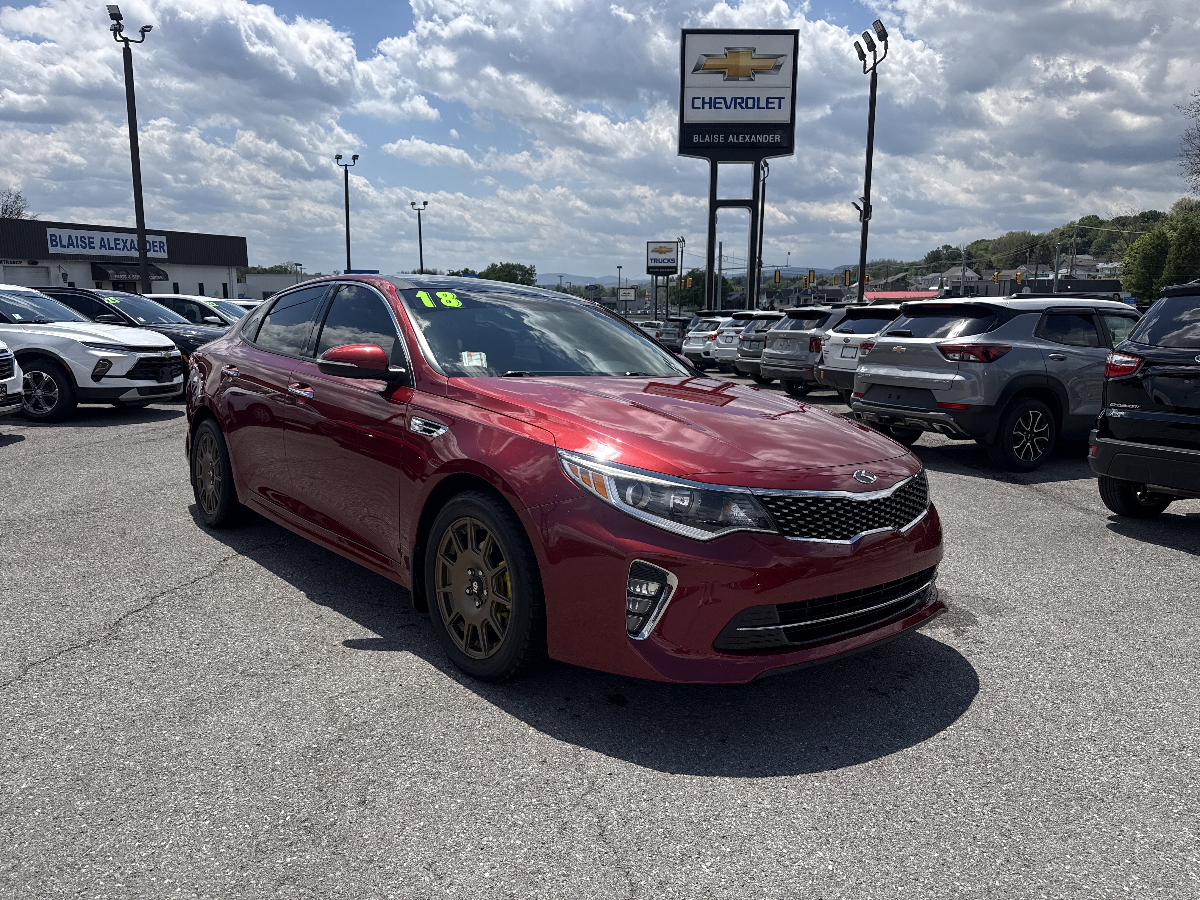 Used 2018 Kia Optima S w/ Panoramic Sunroof Package FWD image 1