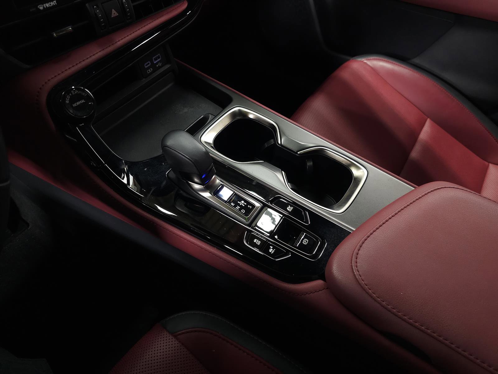 Certified 2024 Lexus NX 350h AWD 4dr Crossover image 28