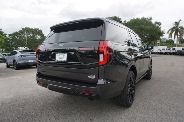 New 2026 Ford Expedition Platinum w/ Stealth Performance Package AWD/4WD image 7