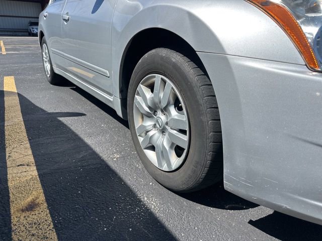 Used 2012 Nissan Altima 2.5 S image 3
