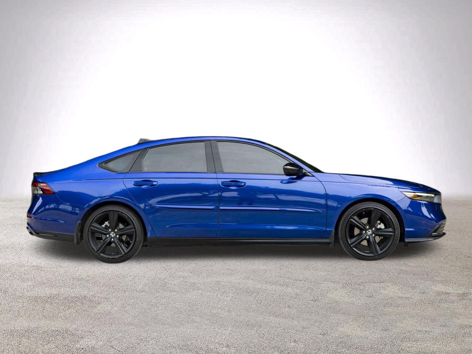 Used 2023 Honda Accord Sport image 10