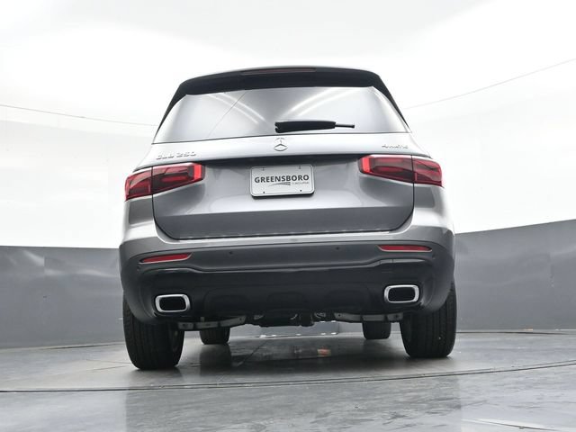 Used 2026 Mercedes-Benz GLB 250 4MATIC image 32