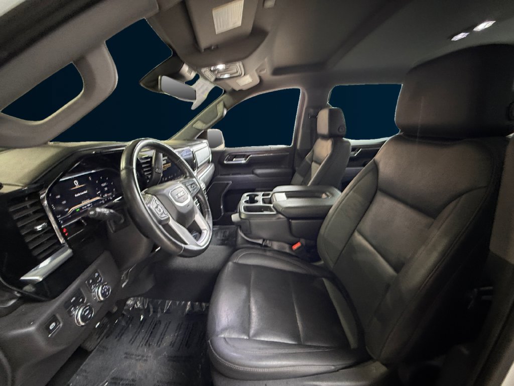 Used 2025 GMC Sierra 1500 SLT AWD/4WD image 10
