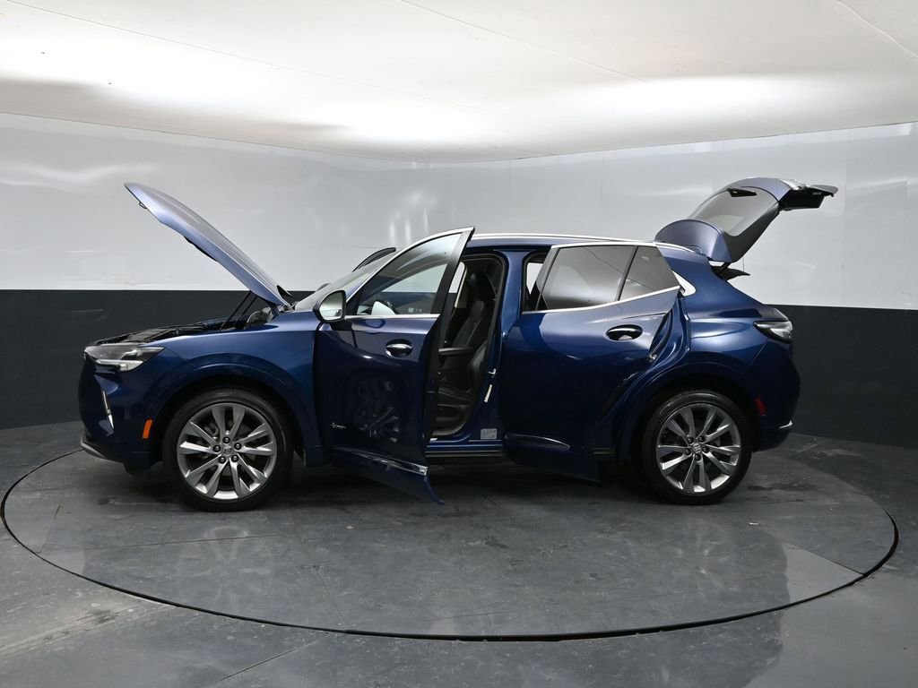 Used 2022 Buick Envision Avenir w/ Technology Package II FWD image 46