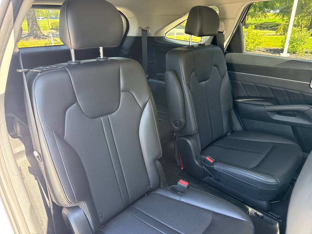 Used 2023 Kia Sorento SX AWD/4WD image 34