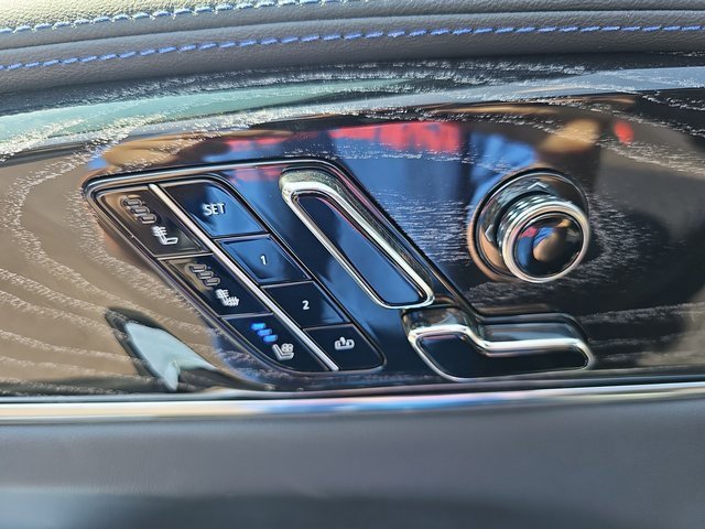 New 2026 Cadillac Escalade IQ Sport 1 w/ LPO, ONYX Package image 29