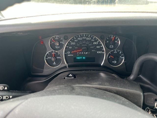 Used 2022 Chevrolet Express 2500 w/ Driver Convenience Package RWD image 35