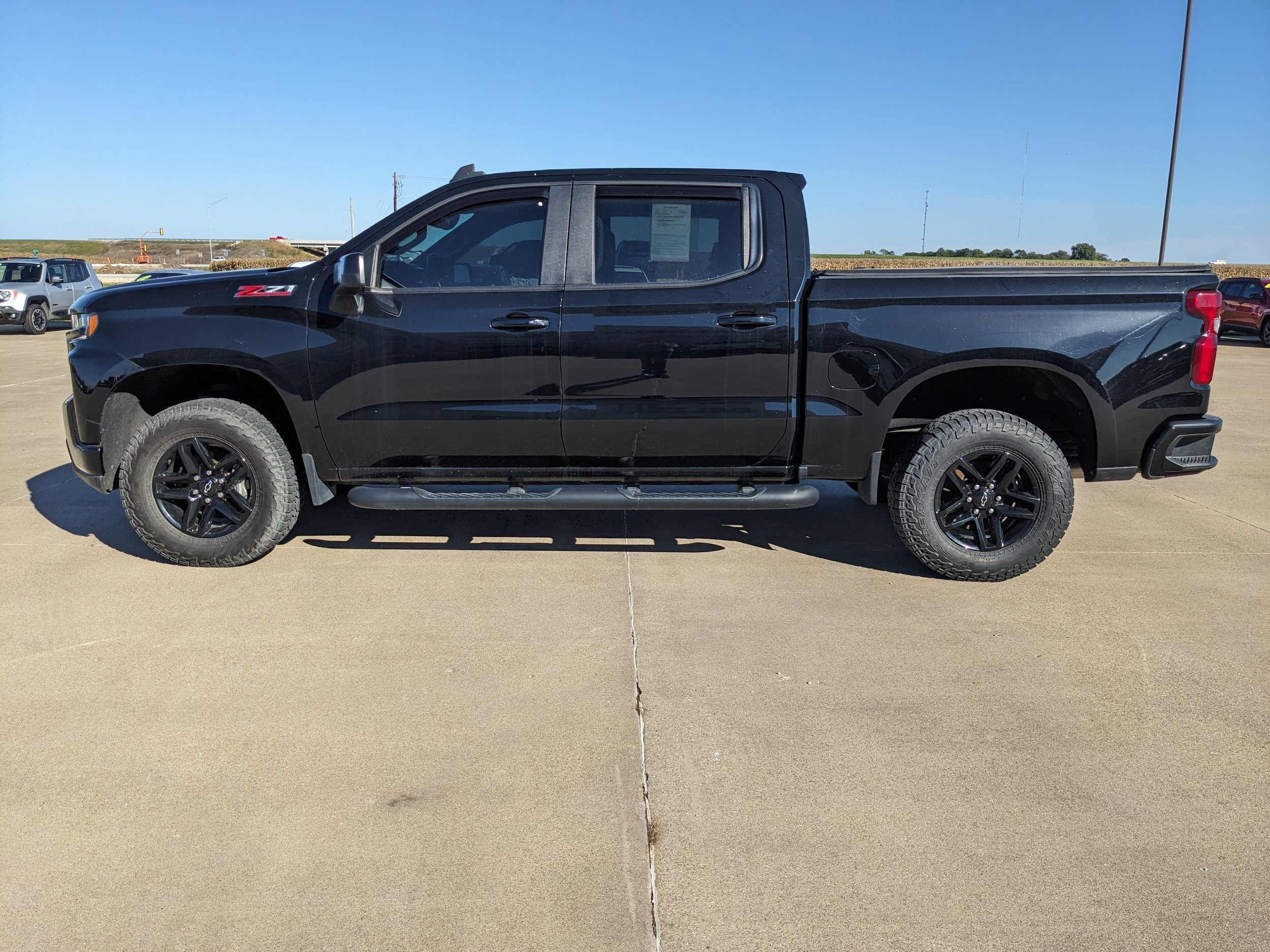 Used 2021 Chevrolet Silverado 1500 LT Trail Boss w/ Convenience Package II AWD/4WD image 5