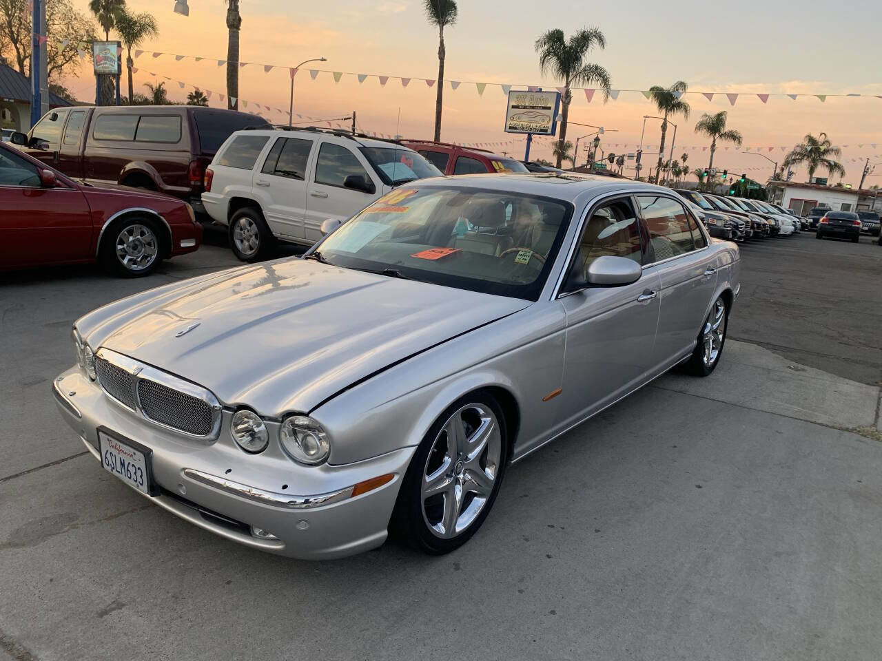 Used 2006 Jaguar XJ8 image 3