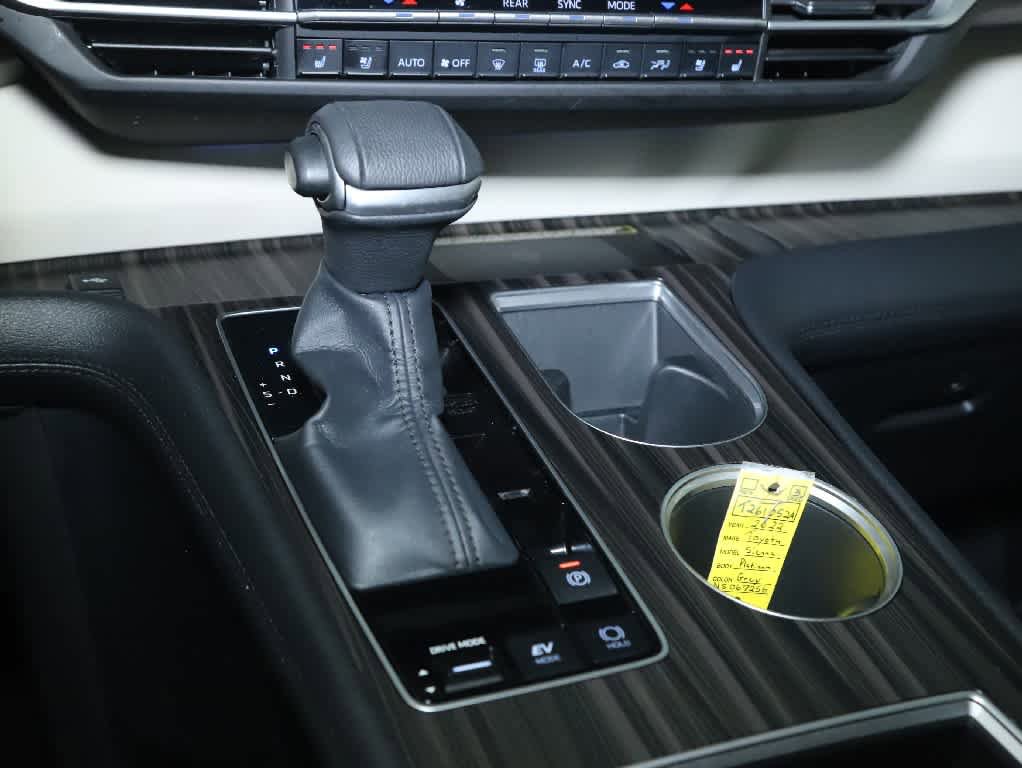 Certified 2022 Toyota Sienna Platinum AWD/4WD image 29
