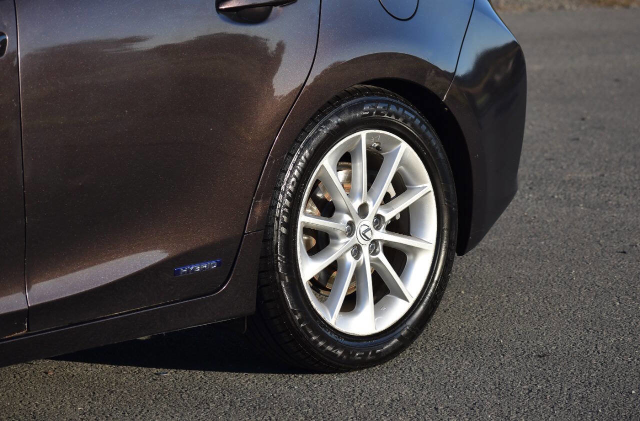 Used 2012 Lexus CT 200h Premium image 13