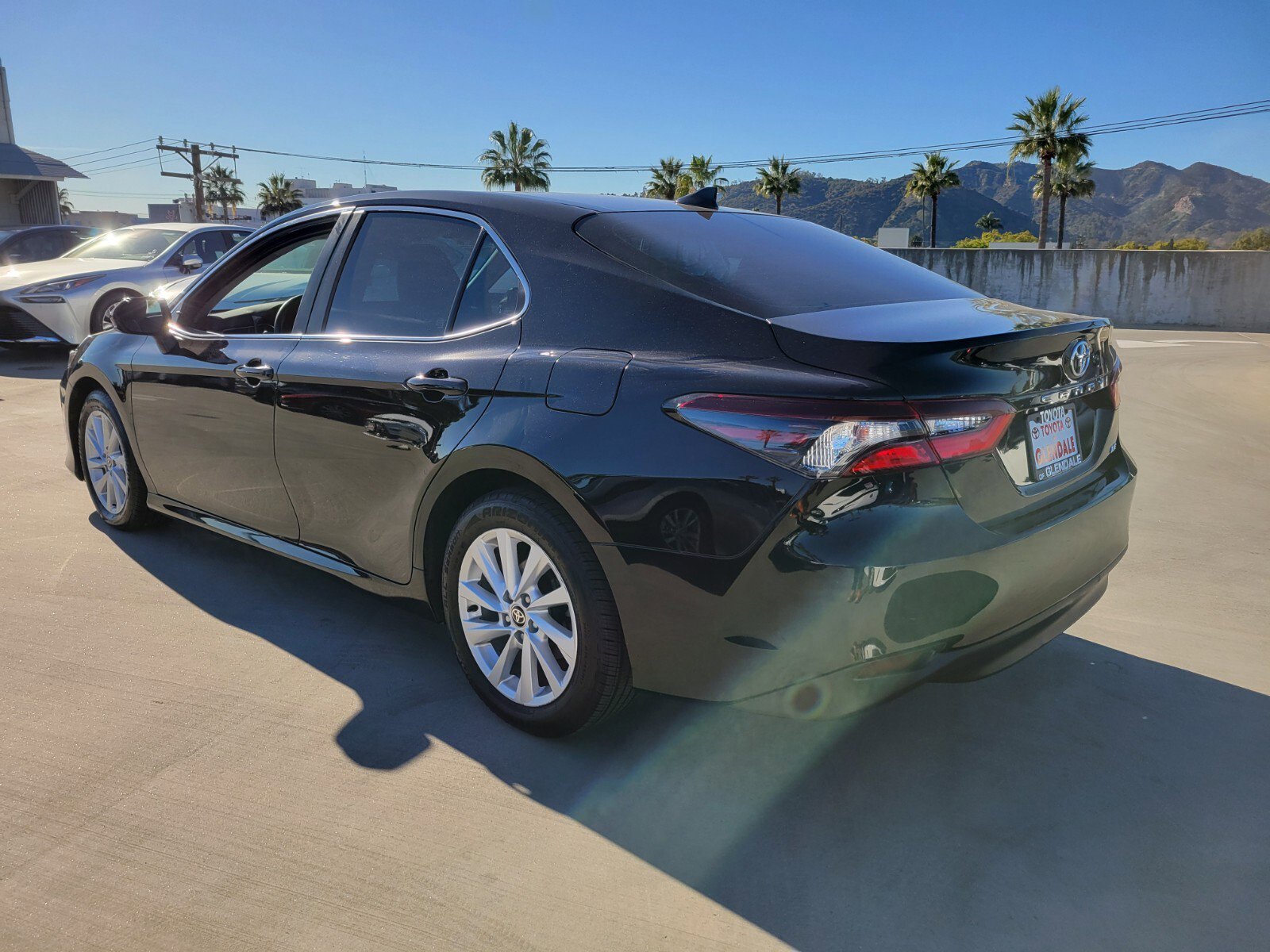 Certified 2021 Toyota Camry LE image 7