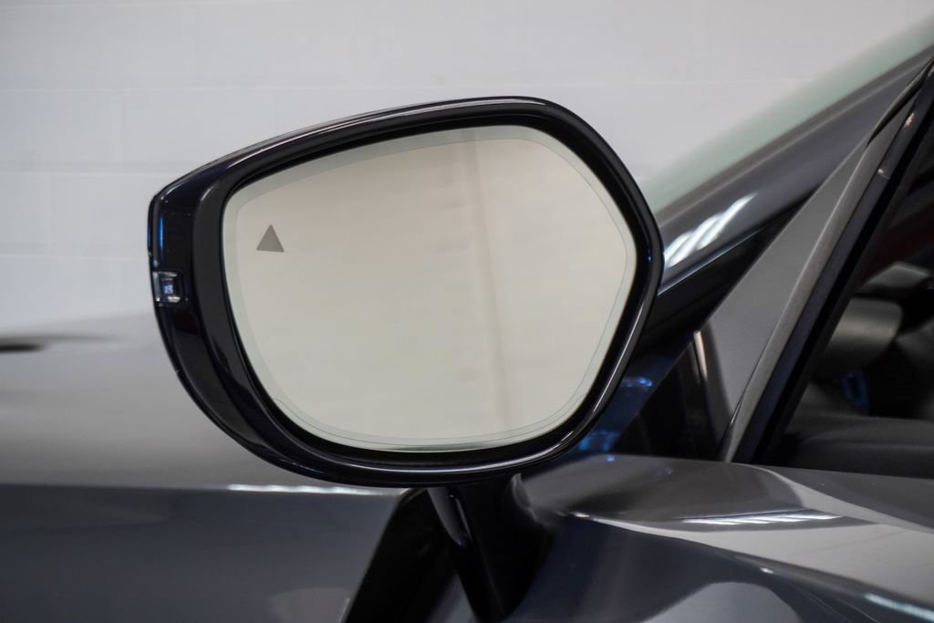 Used 2021 Aston Martin DBX AWD/4WD image 41