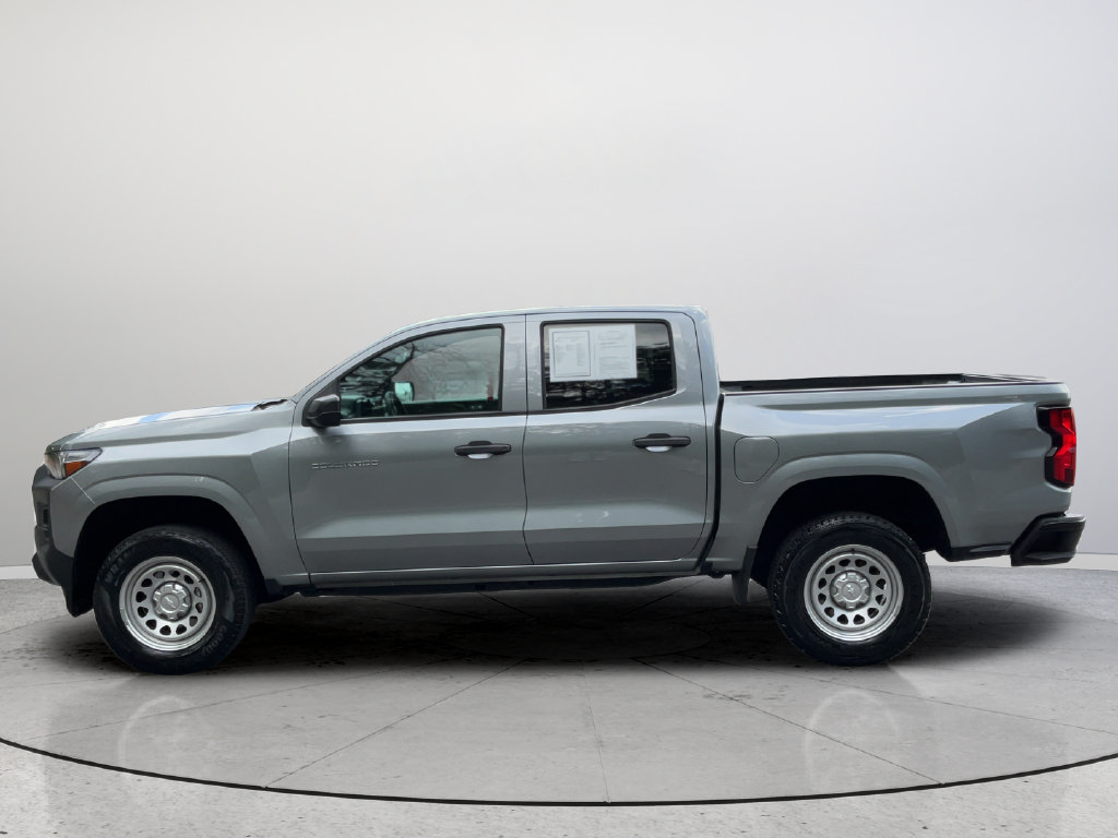 Used 2023 Chevrolet Colorado W/T RWD image 9