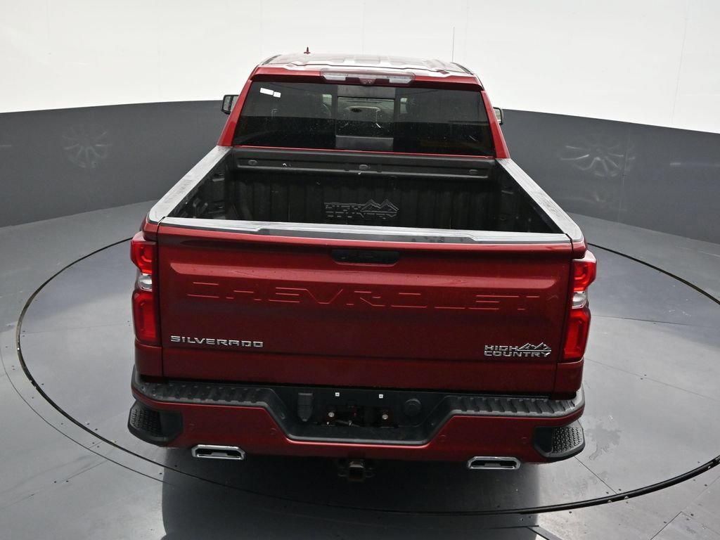 Used 2020 Chevrolet Silverado 1500 High Country w/ Technology Package image 18