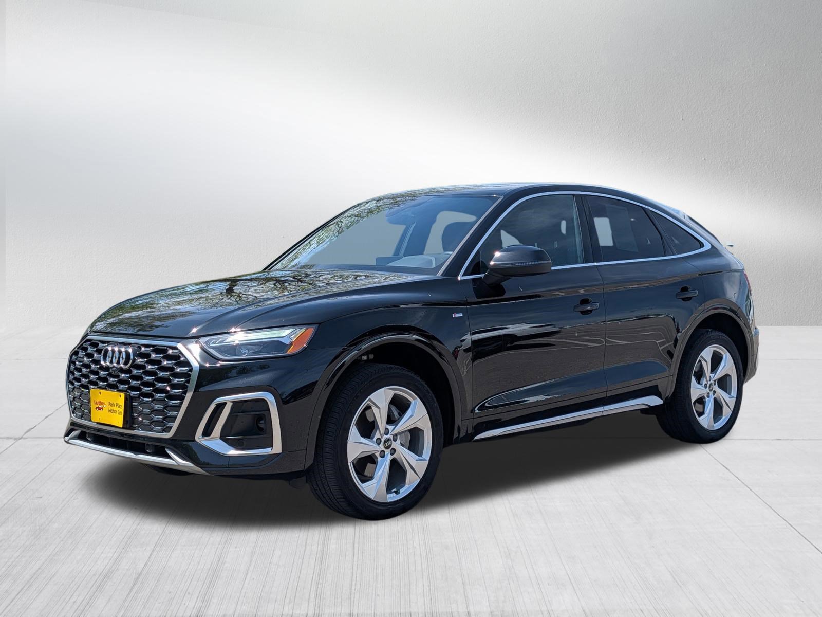 Certified 2023 Audi Q5 2.0T Premium Plus AWD/4WD image 3