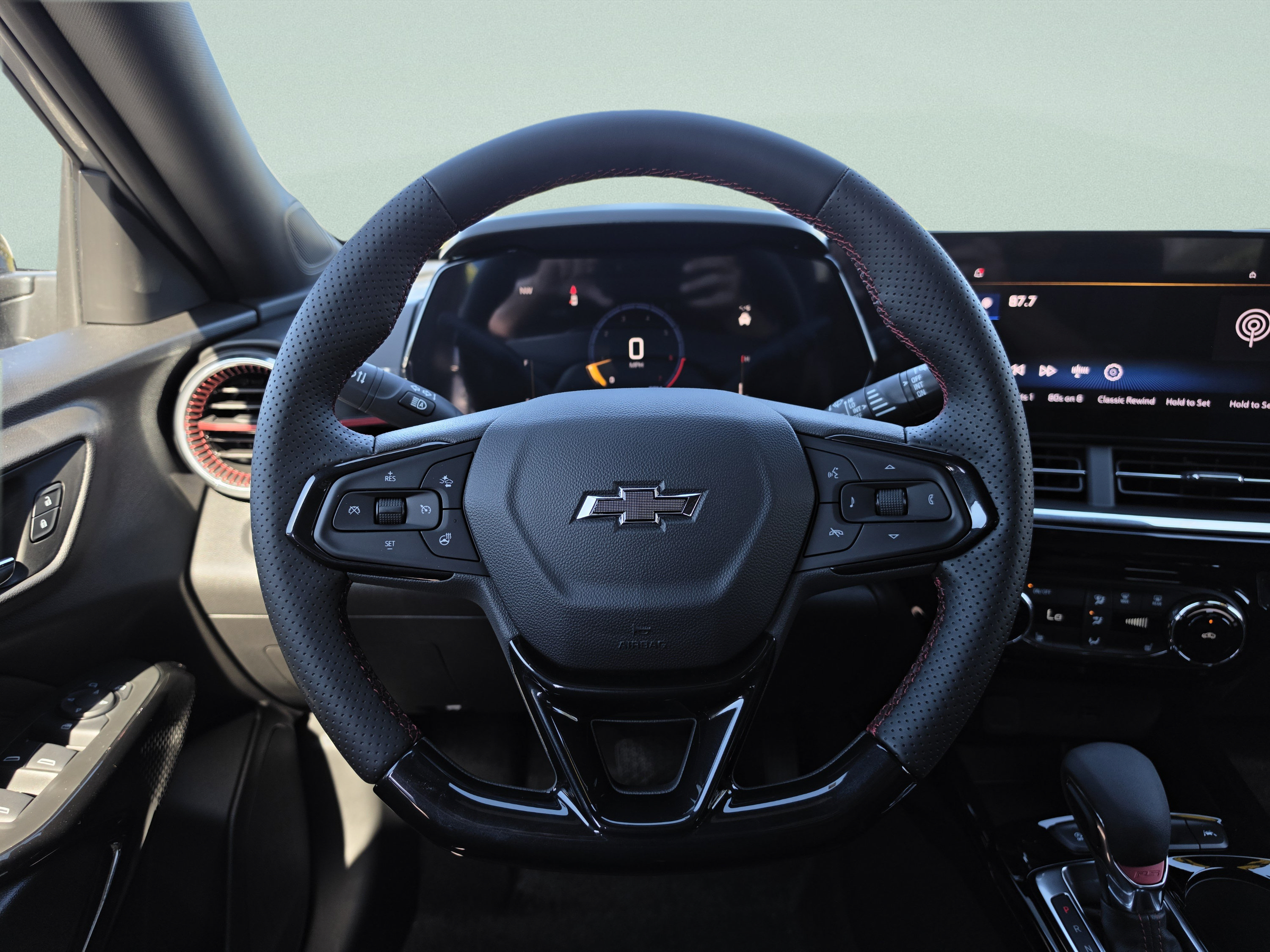 New 2026 Chevrolet Trax RS w/ Driver Confidence Package FWD image 19