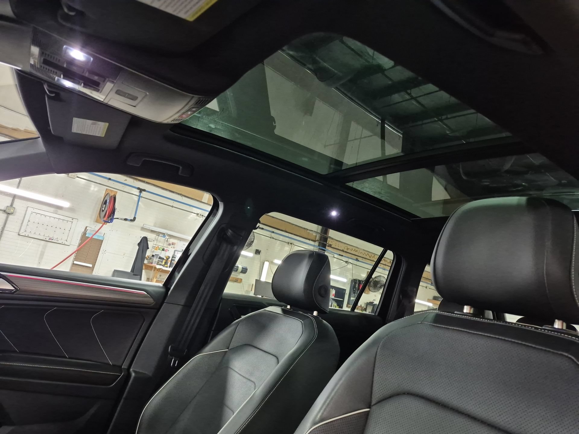 Used 2024 Volkswagen Tiguan SEL R-Line AWD/4WD image 20