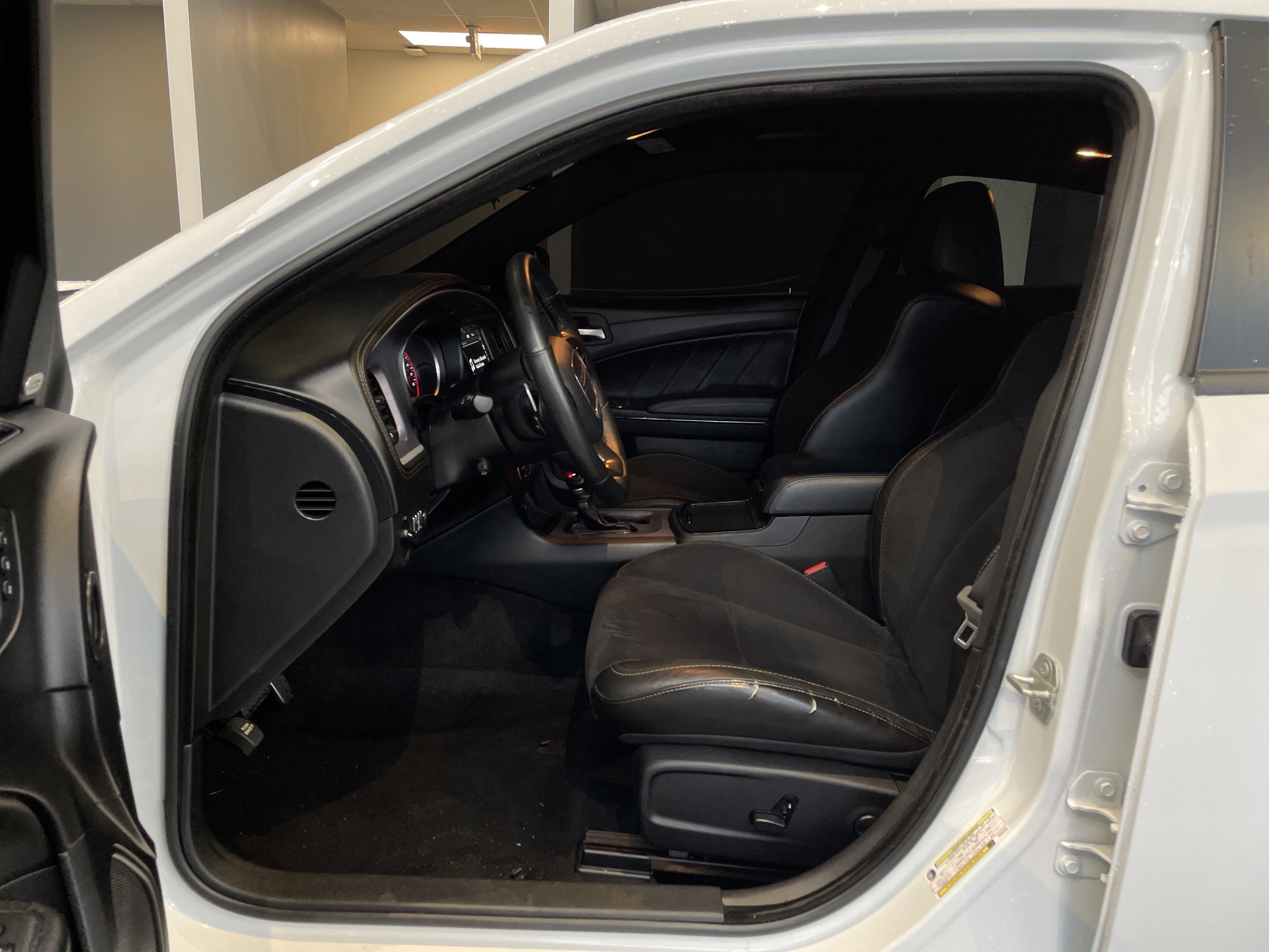 Used 2023 Dodge Charger Scat Pack RWD image 25