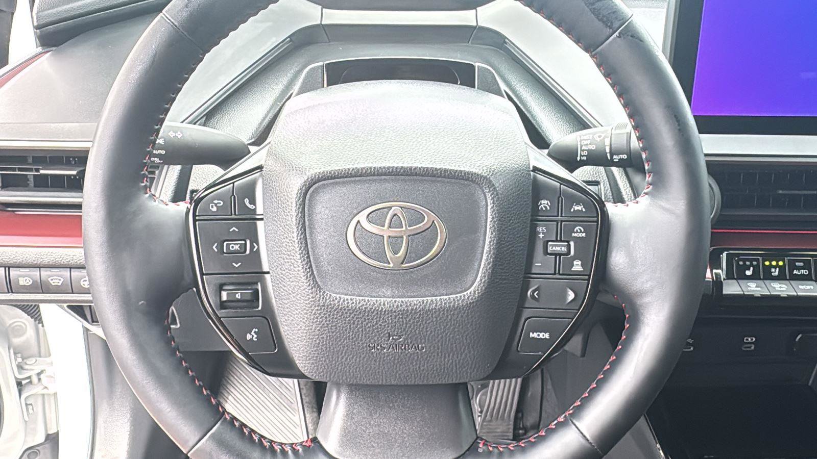 Used 2025 Toyota Prius Plug-In Hybrid w/ Limited Premium Package image 15