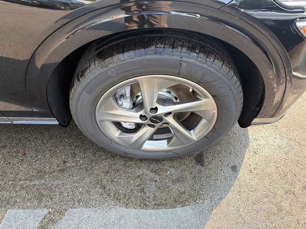 New 2026 Genesis GV70 2.5T AWD/4WD image 5