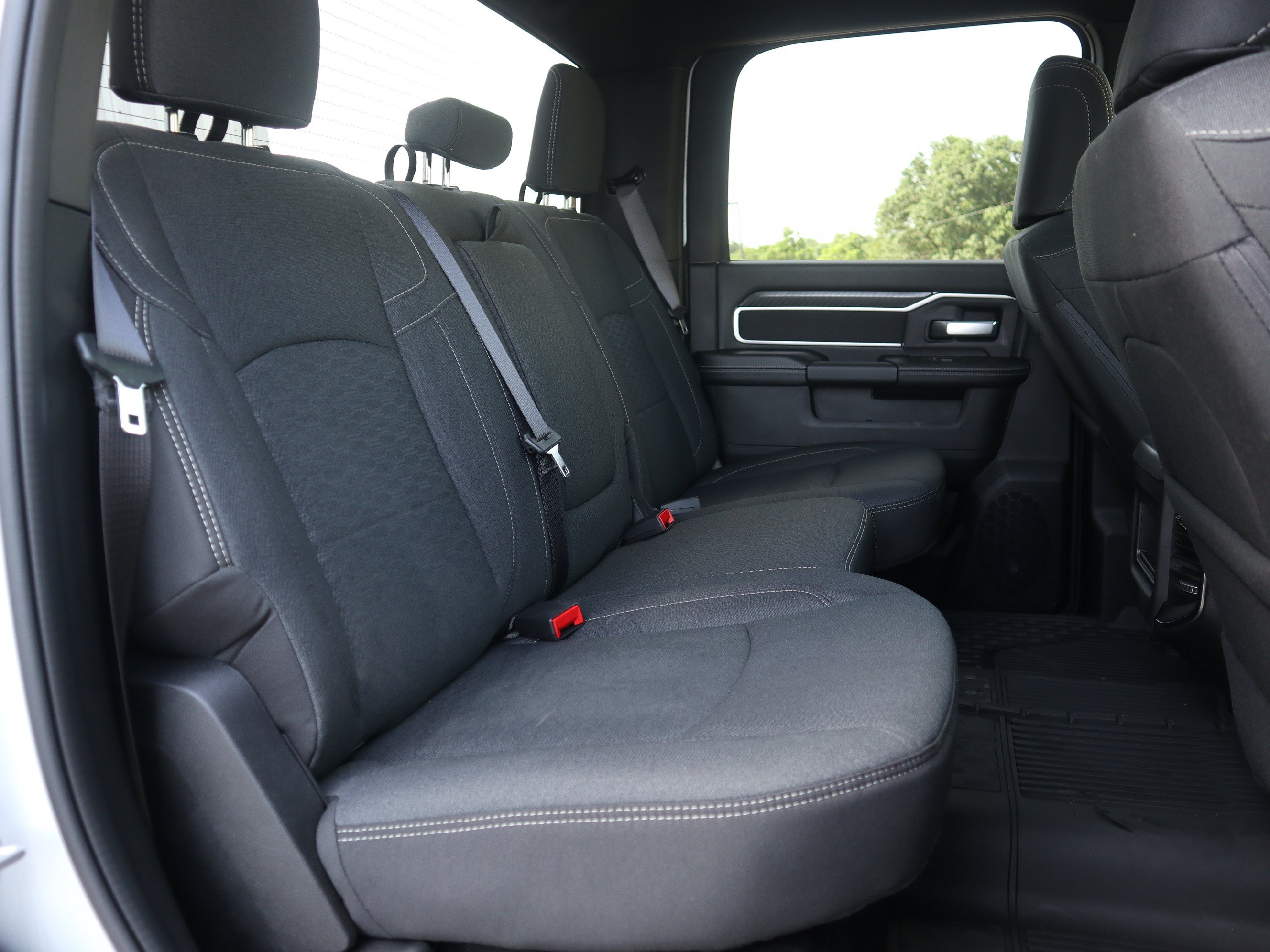 New 2026 RAM 3500 Big Horn AWD/4WD image 21
