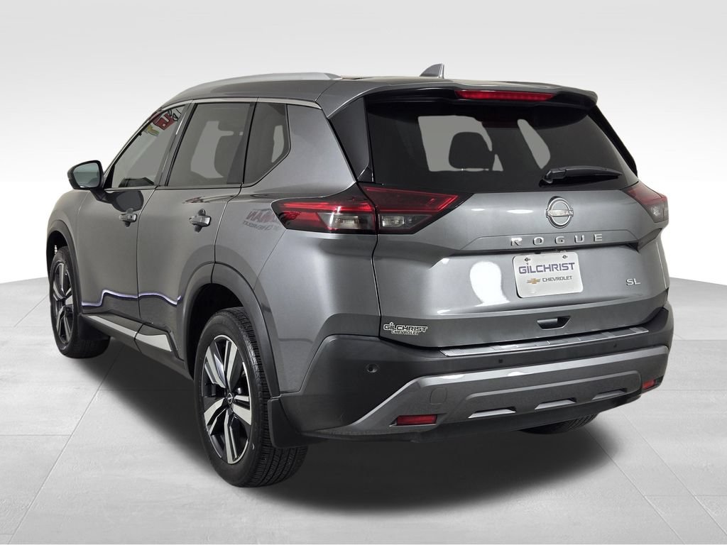 Used 2023 Nissan Rogue SL FWD image 5