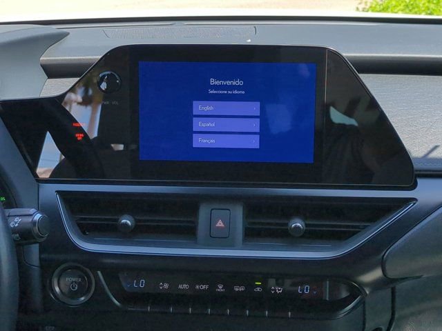 Used 2023 Lexus UX 250h FWD w/ Accessory Package (Z2) image 17