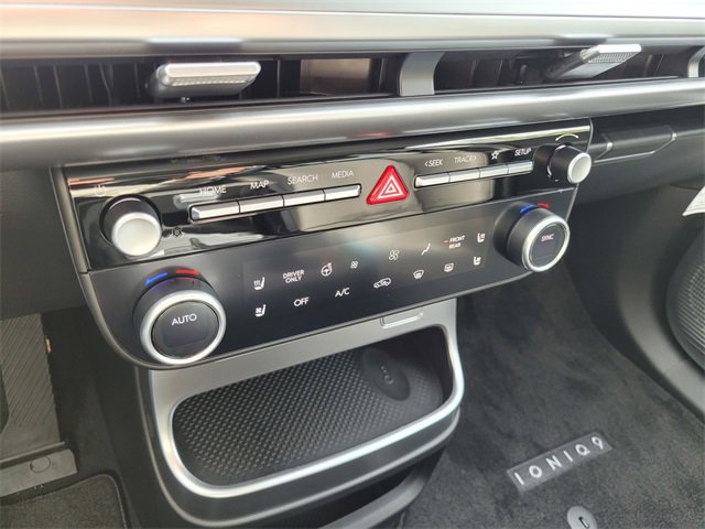 New 2026 Hyundai Ioniq 9 Limited image 18