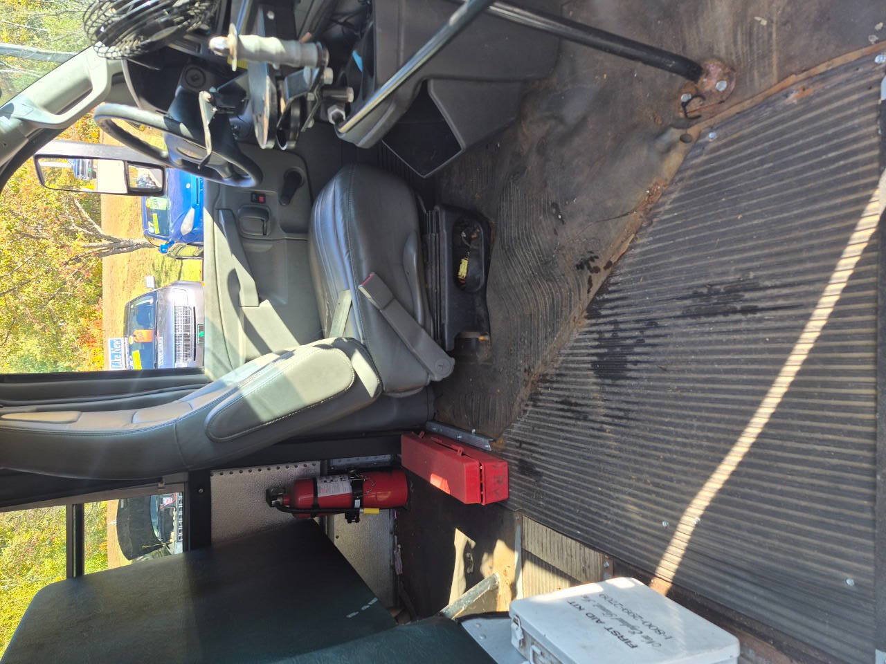 Used 2016 GMC Savana 3500 RWD image 9