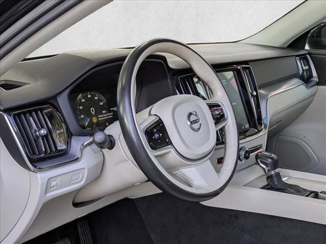 Used 2019 Volvo S60 T5 Momentum image 11