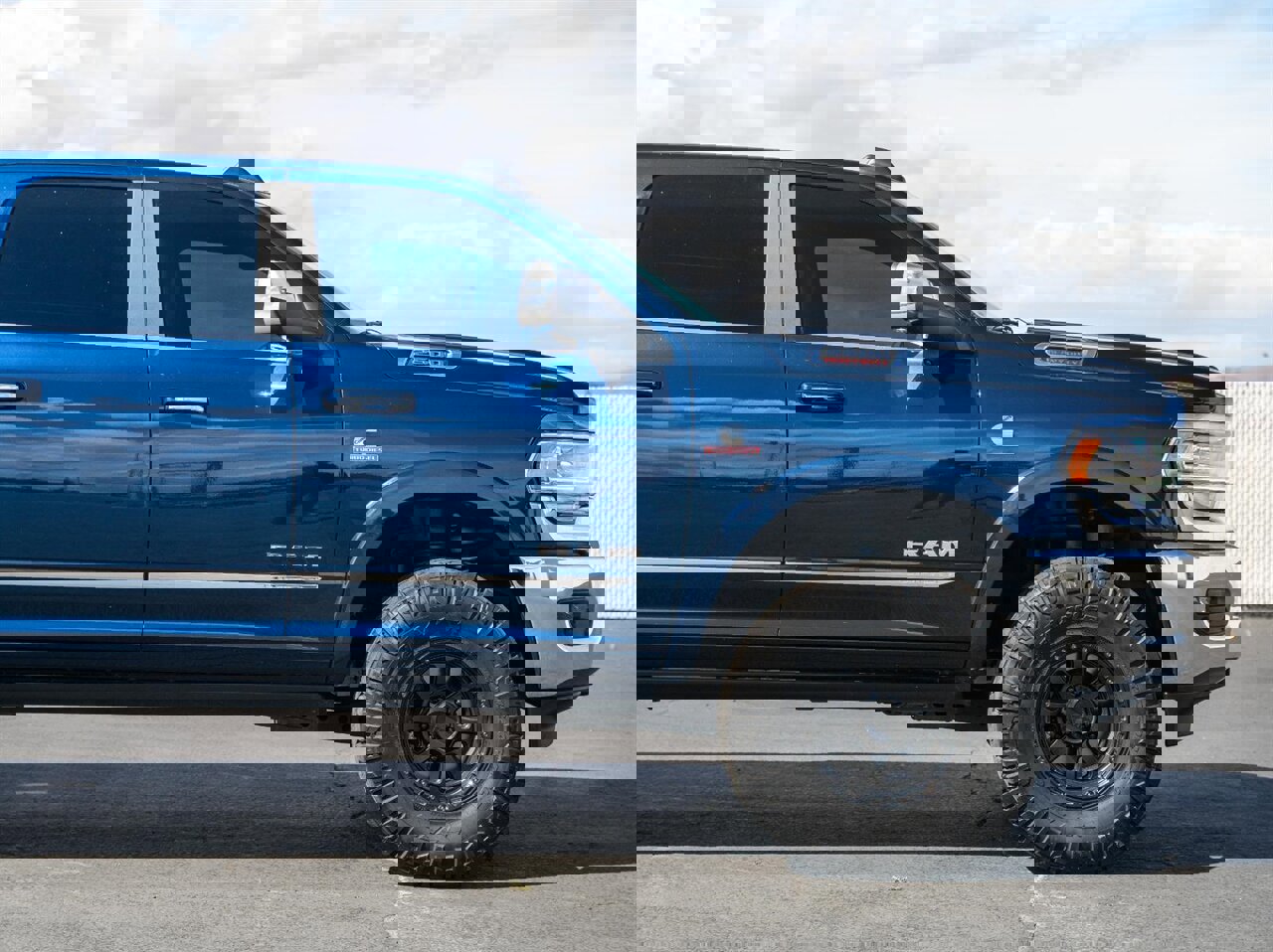 Used 2019 RAM 2500 Limited image 14