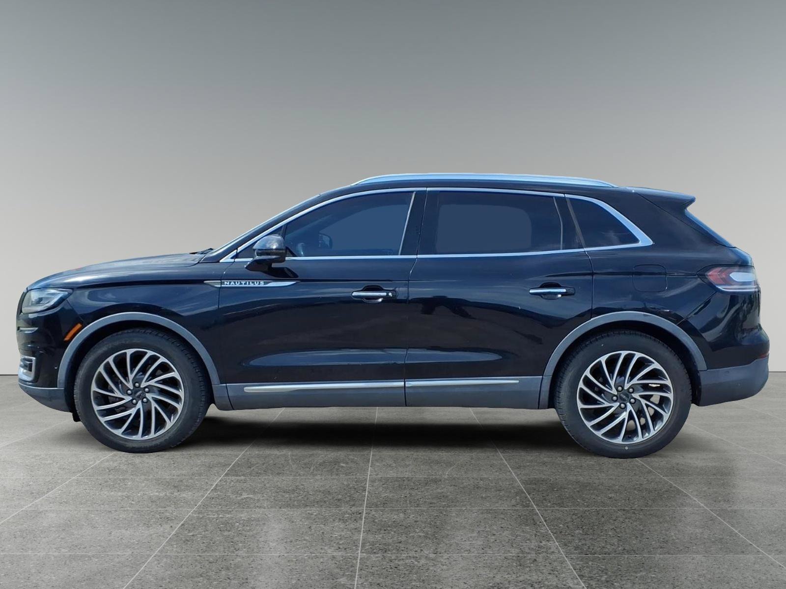 Used 2020 Lincoln Nautilus Reserve FWD image 2