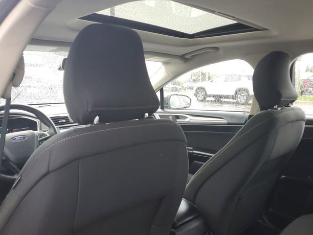 Used 2019 Ford Fusion SE AWD/4WD image 10