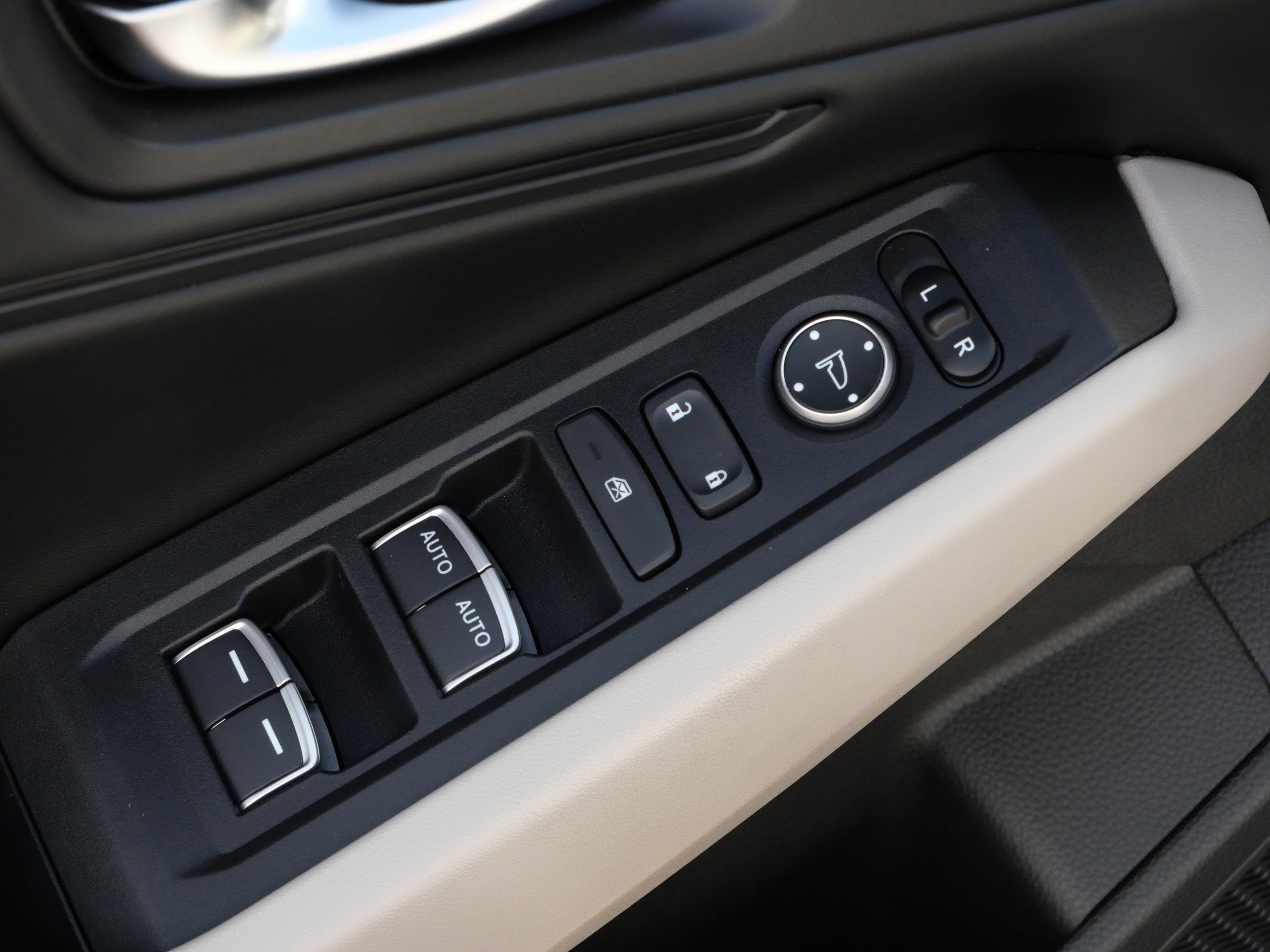 Certified 2023 Honda Accord EX image 19