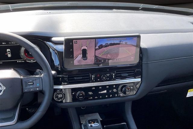 New 2026 Nissan Pathfinder SL image 6