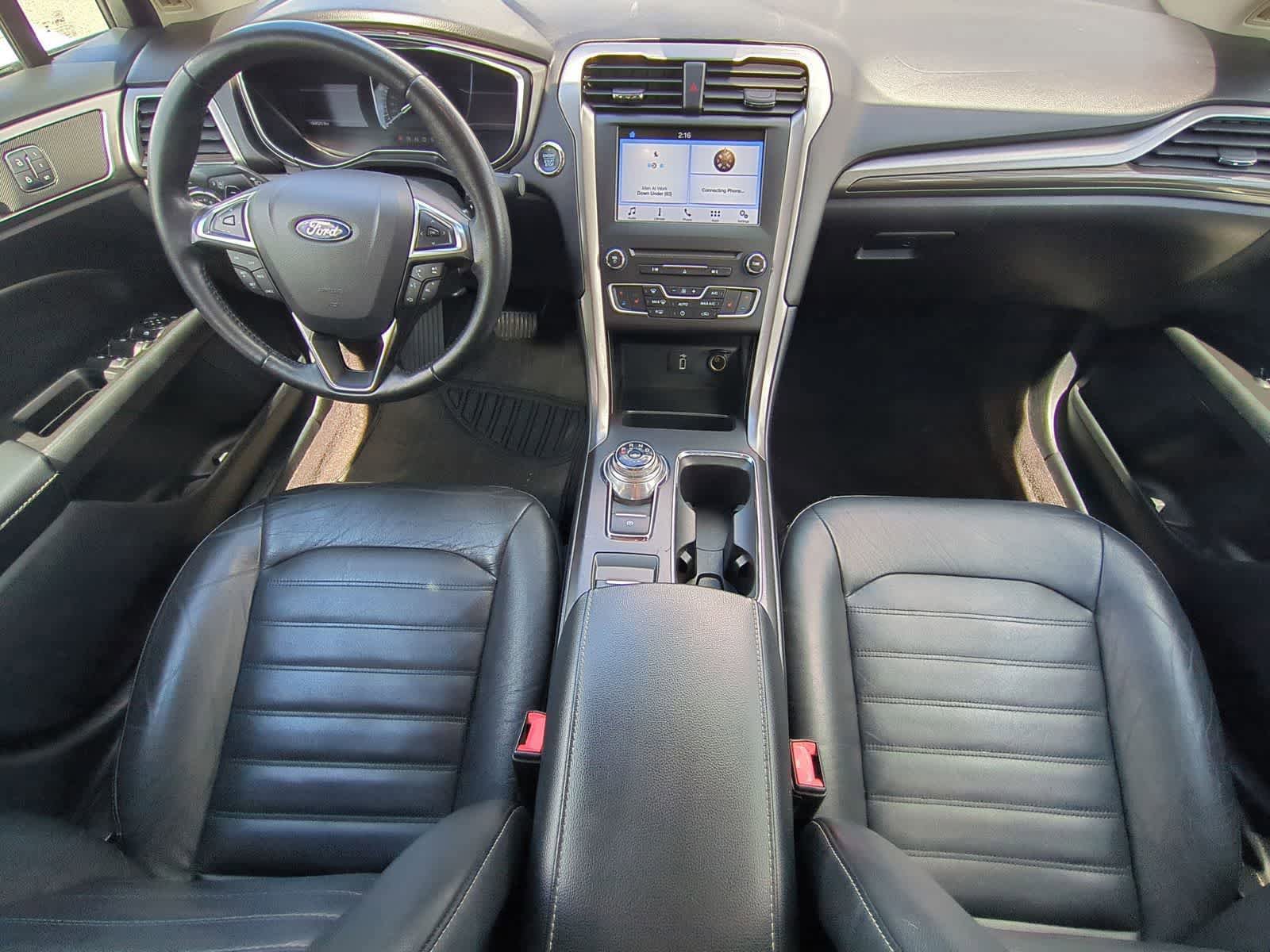 Used 2017 Ford Fusion SE w/ Fusion SE Technology Package FWD image 15
