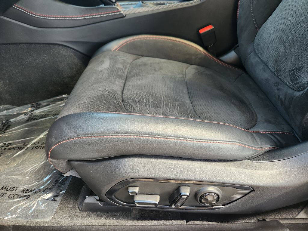 Used 2024 Dodge Charger Daytona Scat Pack w/ Plus Group AWD/4WD image 16
