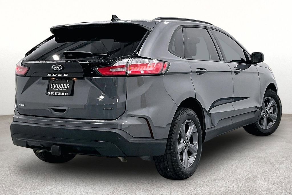 Used 2023 Ford Edge SEL w/ Sport Appearance Package AWD/4WD image 2