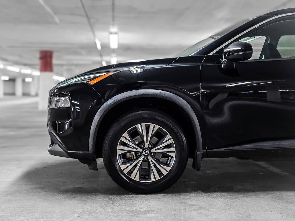 Used 2021 Nissan Rogue SV AWD/4WD image 15