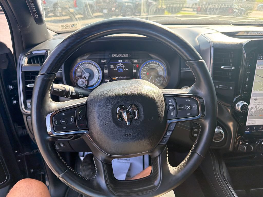 Used 2022 RAM 1500 Limited AWD/4WD image 17