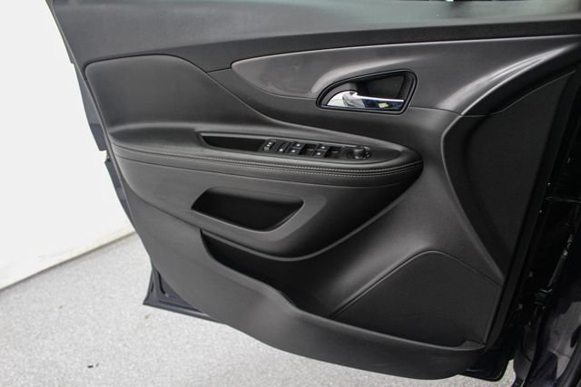 Used 2021 Buick Encore Preferred w/ Safety Package AWD/4WD image 13