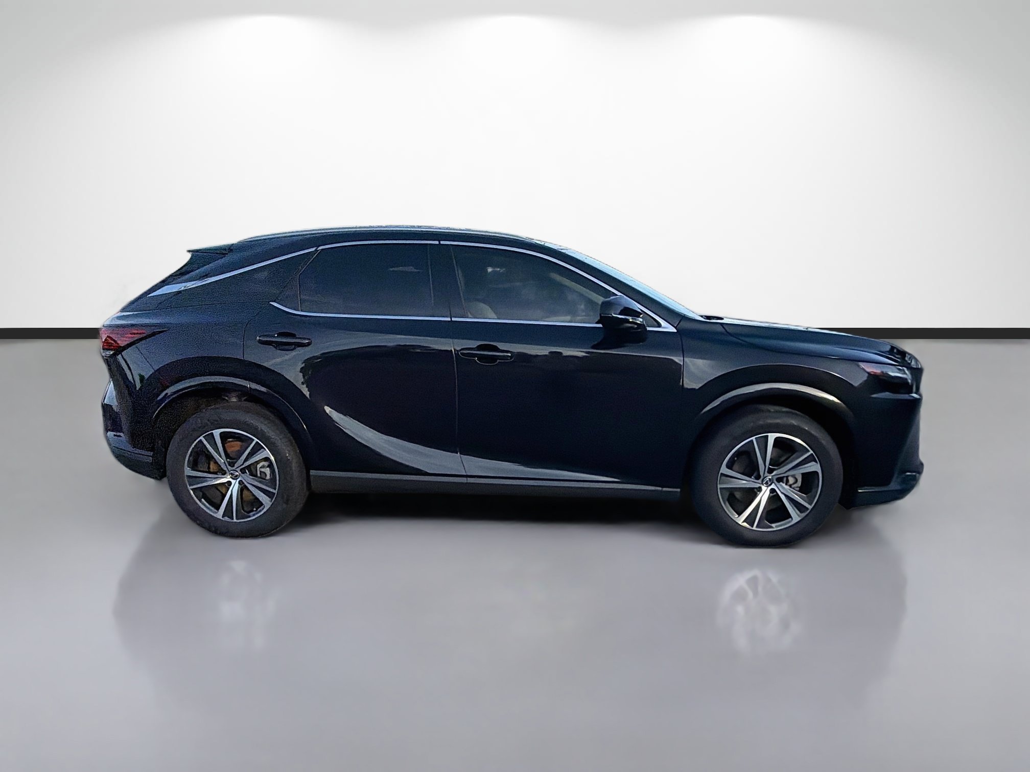 Used 2024 Lexus RX 350 Premium w/ Cold Area Package FWD image 2