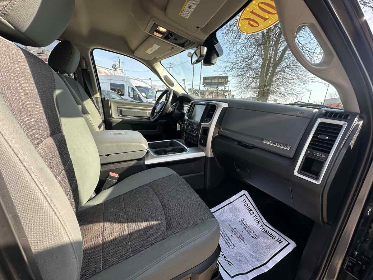 Used 2016 RAM 1500 Big Horn image 27