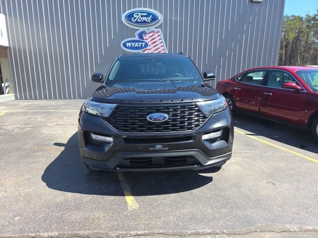 Used 2022 Ford Explorer ST-Line w/ Class IV Trailer Tow Package AWD/4WD image 2