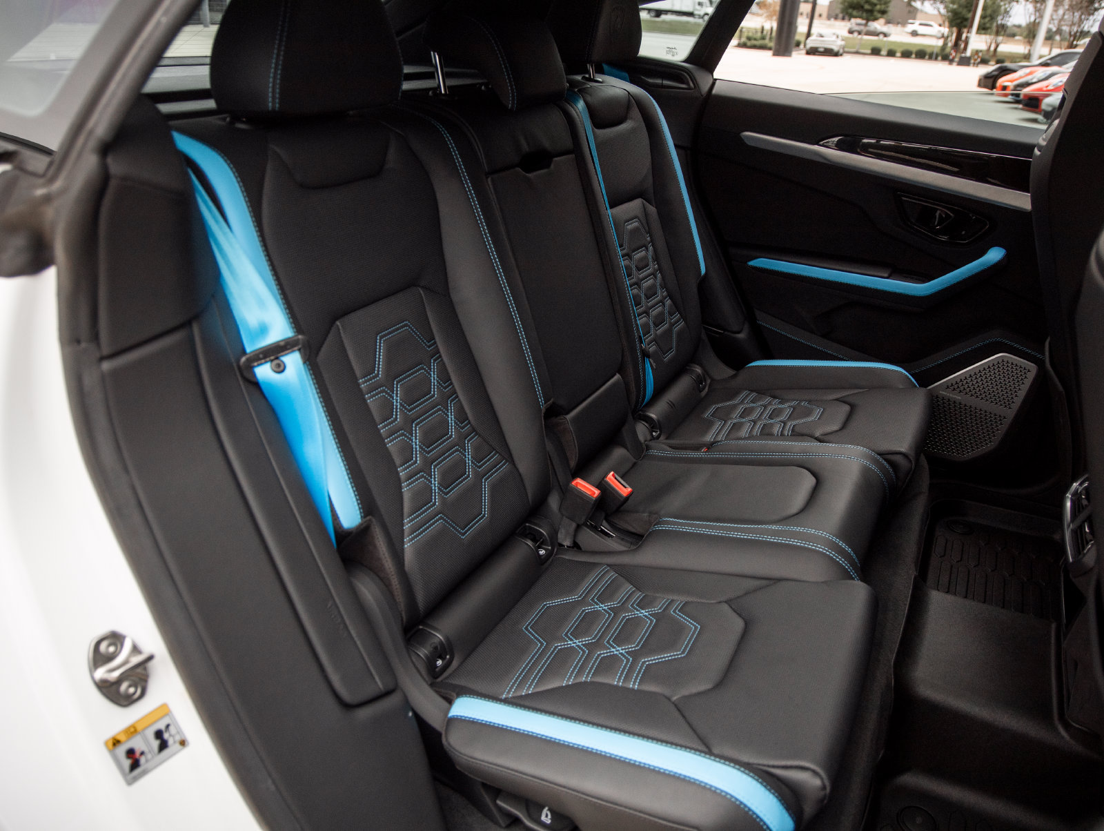 Used 2025 Lamborghini Urus S AWD/4WD image 42