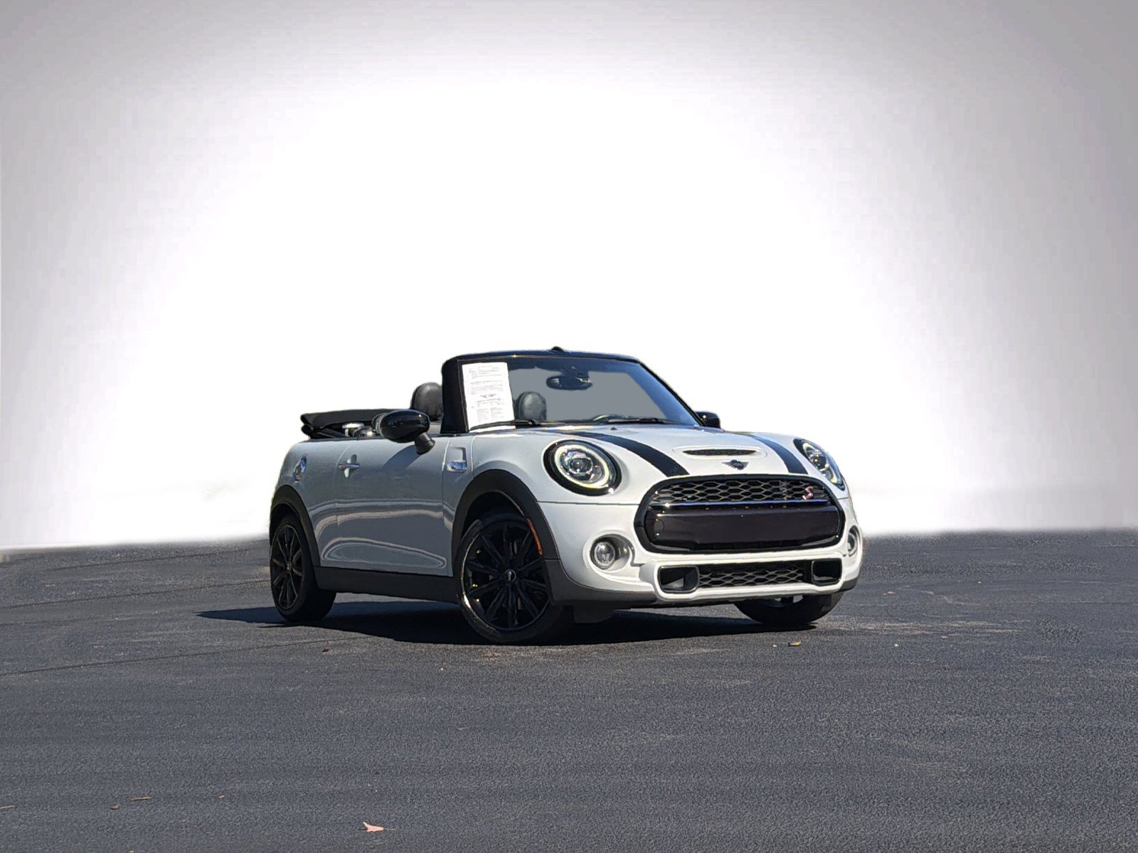 Used 2021 MINI Cooper S FWD image 2
